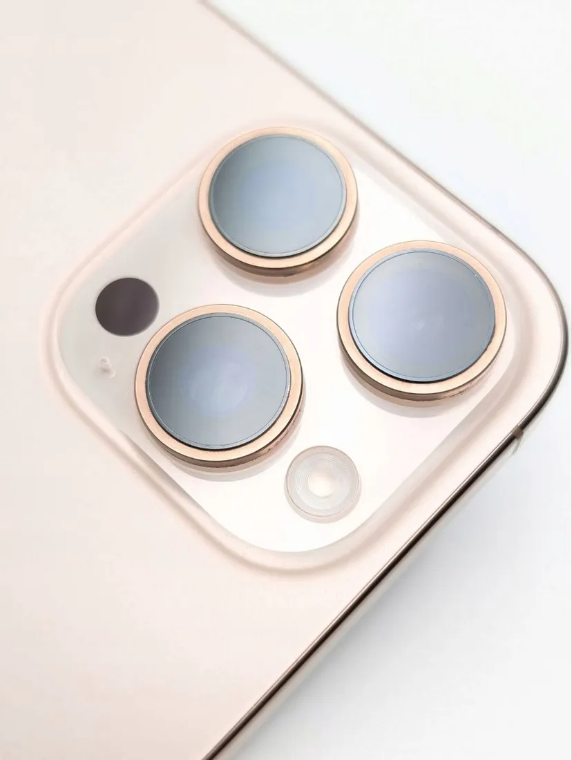apple-iphone-16-pro-128gb-tytan-pustynny