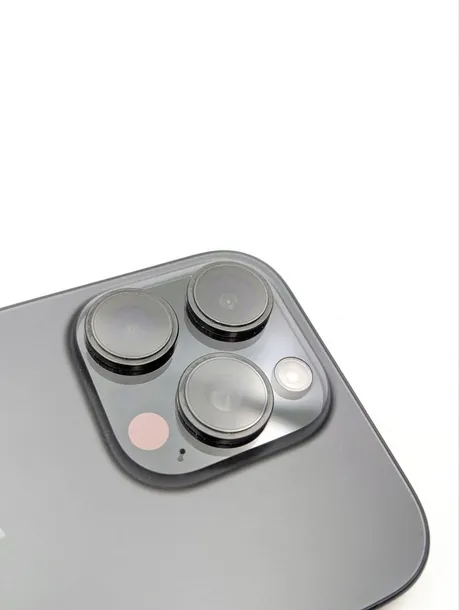 apple-iphone-16-pro-128gb-tytan-czarny-material-metal-szklo