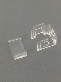 zaluzje-poziome-wieszak-rynny-gornej-19x25-mm-pcv