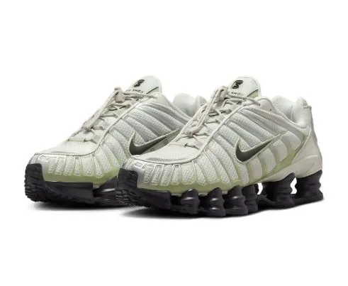 nikefv0939002-marka-nike