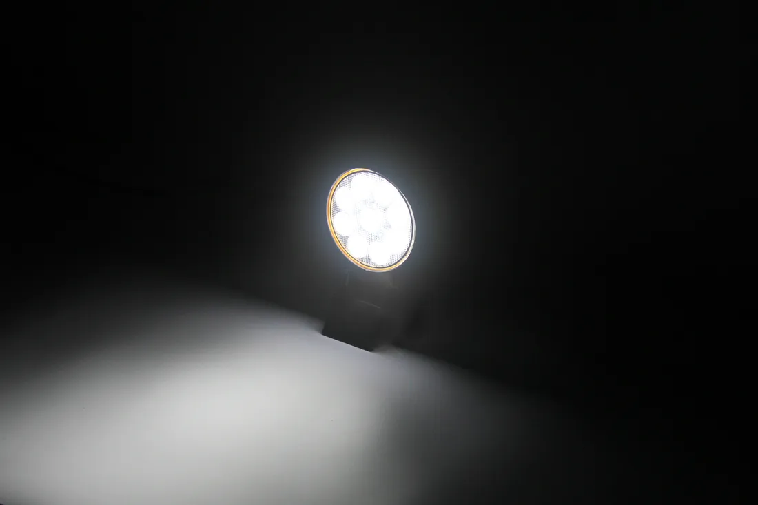 lampa-robocza-9xled-okragla-plus-stan-nowy