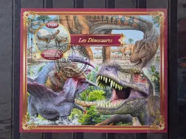 znaczki-zwierzeta-prehistoryczne-dinozaury-madagaskar-kasowany-f3