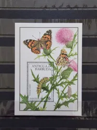 znaczki-owady-motyle-antigua-czysty-p27