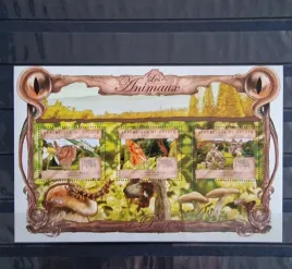 2013-bloczek-owady-motyle-gwinea-czysty-perf