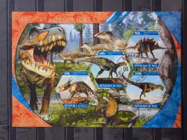 znaczki-zwierzeta-wymarle-dinozaury-mali-kasowany-f1