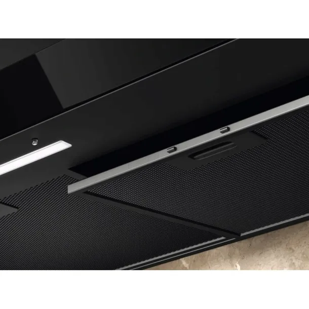 okap-electrolux-lft816k-kolor-dominujacy-czarny