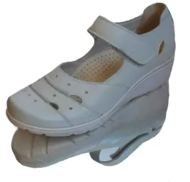 exsskorzane-mokasyny-damskie-koturn-teg-h-40