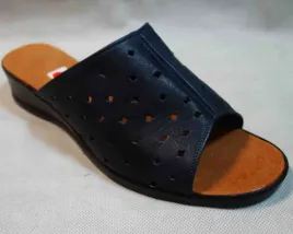 skorzane-klapki-granat-szerokie-tegosc-h-39