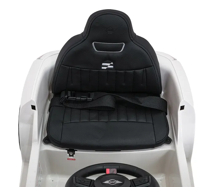 auto-mini-cooper-bialy-na-akumulator-dla-dzieci-gratisy-czas-ladowania-10-h