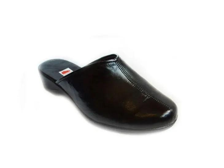 skorzane-klapki-czarne-tegosc-g-i-h-41