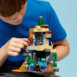 lego-minecraft-21587-loch-zombie-marka-lego