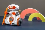 robot-interaktywny-clementoni-mio-next-generation-do-programowania-zasilanie-bateryjne