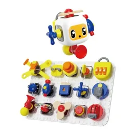 tablica-manipulacyjna-dla-dzieci-z-kostka-i-wtyczkami-drewno-12m-topbright