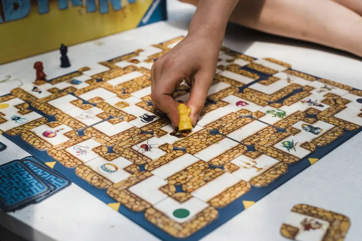 gra-planszowa-ravensburger-labyrinth-nowa-edycja-nazwa-labirynt-nowe-wydanie