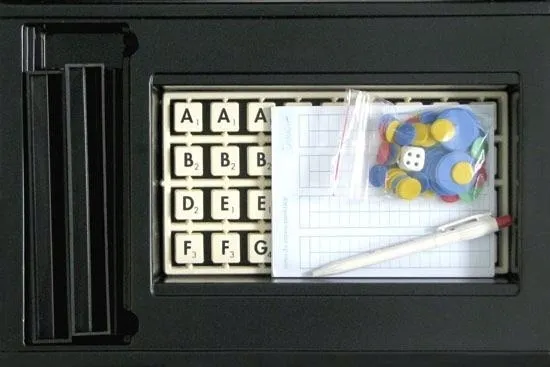gra-planszowa-alexander-scriba-najlepsza-gra-slowna-bohater-brak