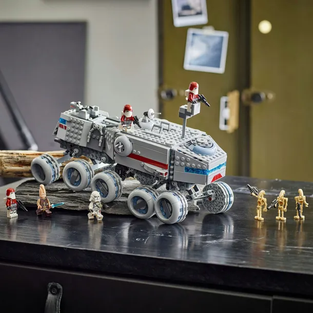 lego-star-wars-75413-czolg-republiki-juggernaut-liczba-elementow-813