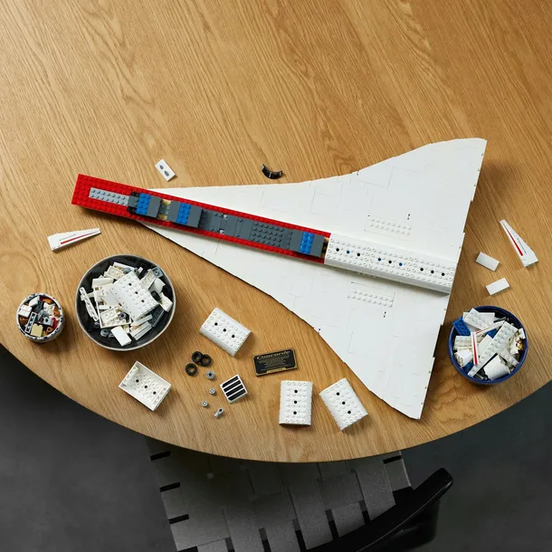 lego-icons-10318-concorde-minimalny-wiek-dziecka-18