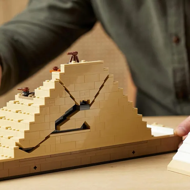 lego-architecture-piramida-cheopsa-21058-waga-z-opakowaniem-0-3-kg