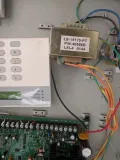 przycisk-napadowy-isc-pb1-100-bosch-typ-alarmu-przewodowy-kod-producenta-isc-pb1-100
