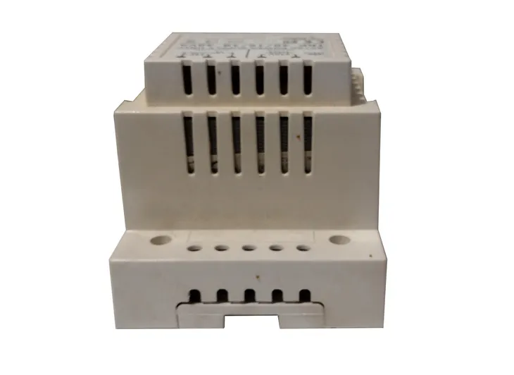 transformator-trp-40va-16v-18v-waga-z-opakowaniem-1-17-kg-symbol-awt150