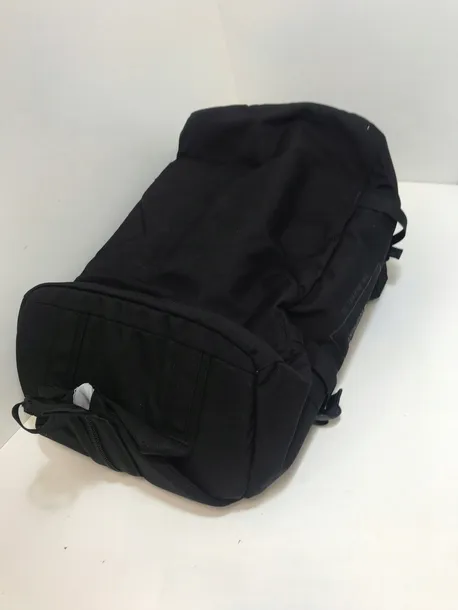 torba-podrozna-bach-dr-duffel-30-material-dominujacy-tworzywo-sztuczne