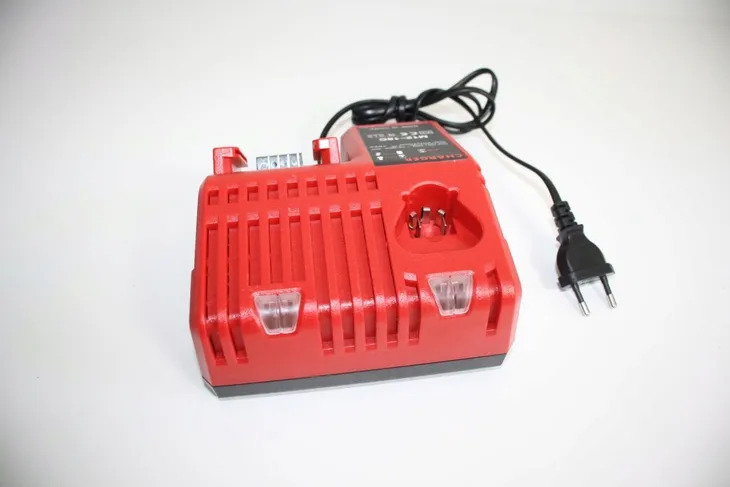 ladowarka-podwojna-zamiennik-do-milwaukee-m12-18fc-m12-m14-m18-marka-bez-marki