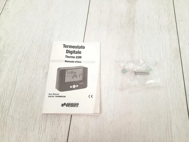 vemer-ve715900-cyfrowy-termostat-scienny-gsm-rodzaj-termostat-kod-producenta-ve715900