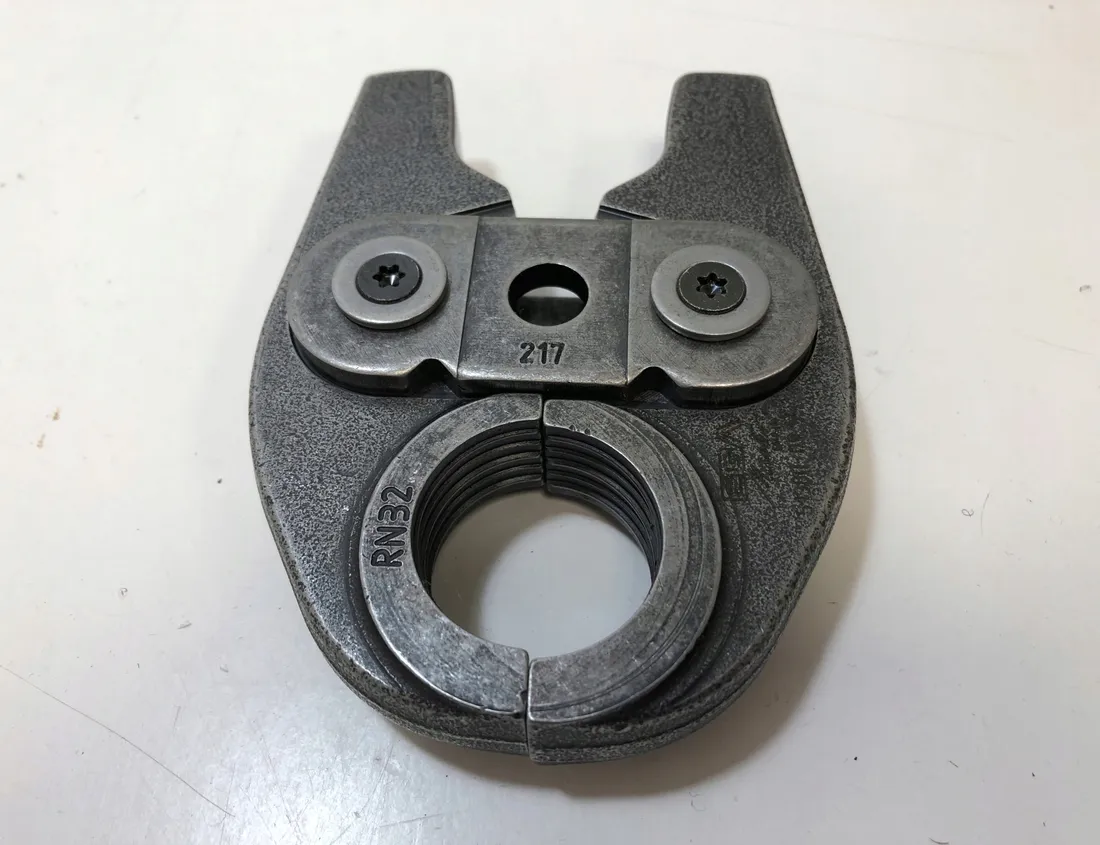 ega-master-51380-szczeki-do-praski-rn-32