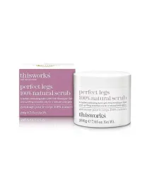 this-works-perfect-legs-peeling-o-ciala-z-soli-himalajskiej-i-morskiej-200g