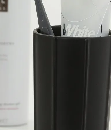 sealskin-cork-black-kubek