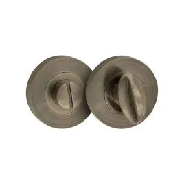 alubrass-szyld-a-patyna-sapwc