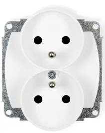 trend-gniazdo-podwojne-z-uziemieniem-gpr-2-biale