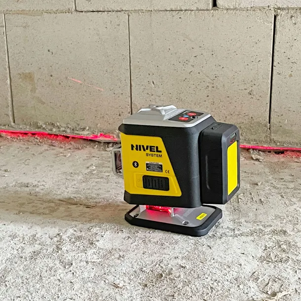 nivel-system-laser-krzyzowy-3d-czerwony-bluetooth-akcesoria-walizka-cl3r-marka-nivel-system