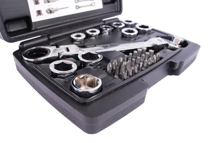 klucz-oczkowy-hoegert-technik-rodzaj-klucza-oczkowy-waga-z-opakowaniem-0-8-kg