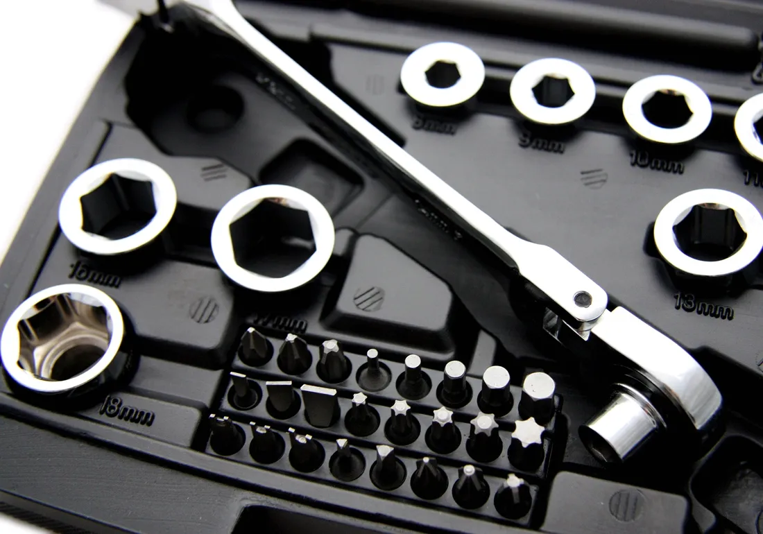 klucz-oczkowy-hoegert-technik-rodzaj-klucza-oczkowy