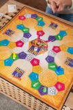 gra-planszowa-jumbo-partyandco-junior-czas-rozgrywki-do-1-godziny