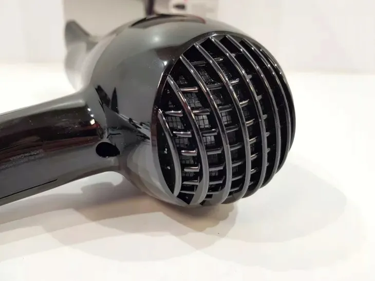 suszarka-remington-d2000-liczba-predkosci-nadmuchu-2