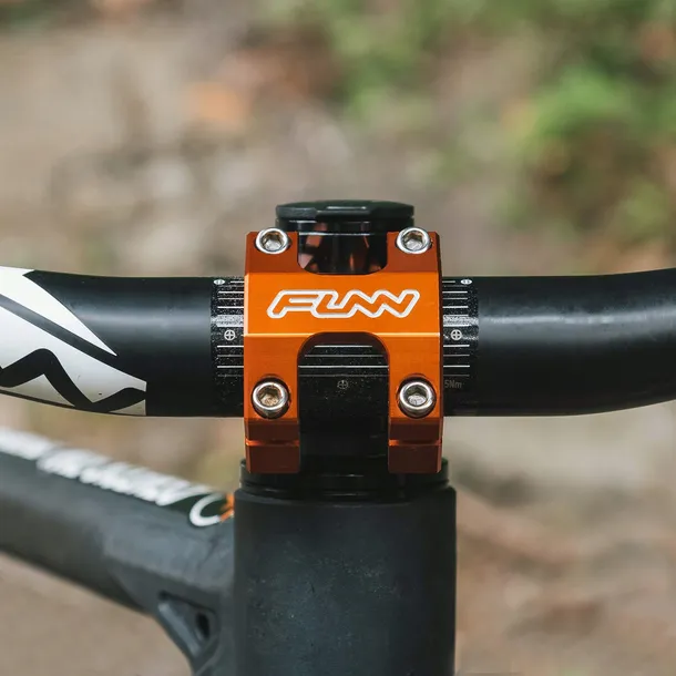 mostek-ahead-funn-funnduro-11-4-wewnetrzna-srednica-obejmy-mostka-cale-11-4