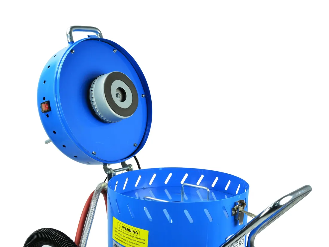 geko-mobilna-piaskarka-syfonowa-bezpylowa-z-odkurzaczem-106l-1200w-g02026-marka-geko