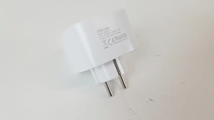 gniazdko-meross-mss210-wifi-waga-z-opakowaniem-0-5-kg-kod-producenta-mss210