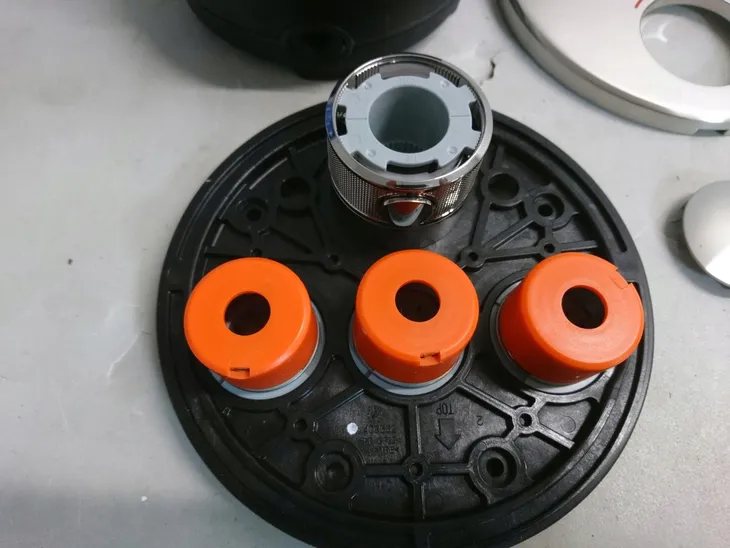 radio-budowlane-einhell-bluetooth-certyfikat-ce