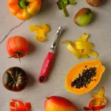 microplane-specialty-obieraczka-do-warzyw-czerwona-rodzaj-obieraczka-pionowa