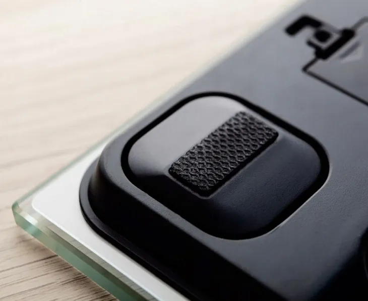 waga-lazienkowa-eldom-two140-material-platformy-szklo