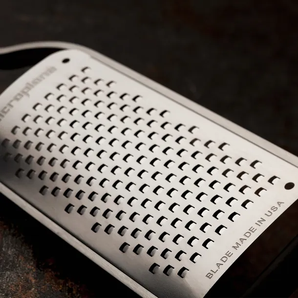 tarka-microplane-43300e-waga-z-opakowaniem-0-4-kg