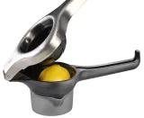 gefu-lemon-pro-praska-wyciskacz-do-cytrusow-mocna-material-stal-nierdzewna