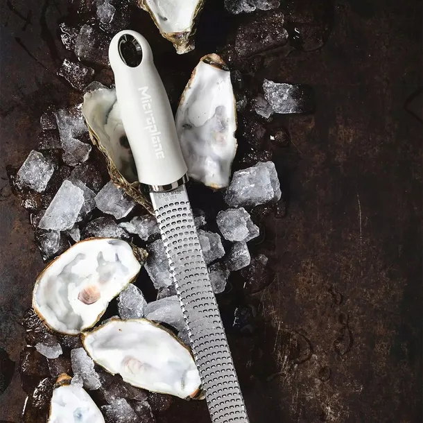 tarka-microplane-46127-material-obudowy-tworzywo-sztuczne