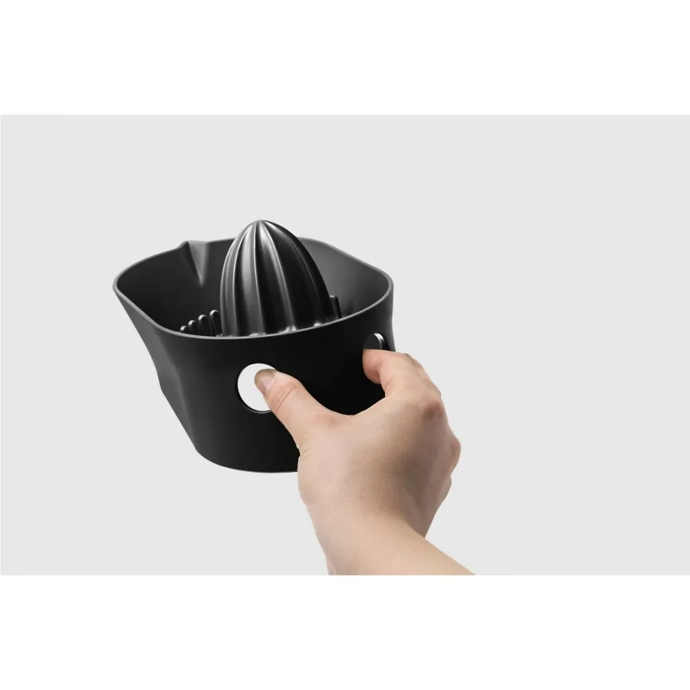 wyciskarka-do-cytrusow-blim-plus-material-tworzywo-sztuczne