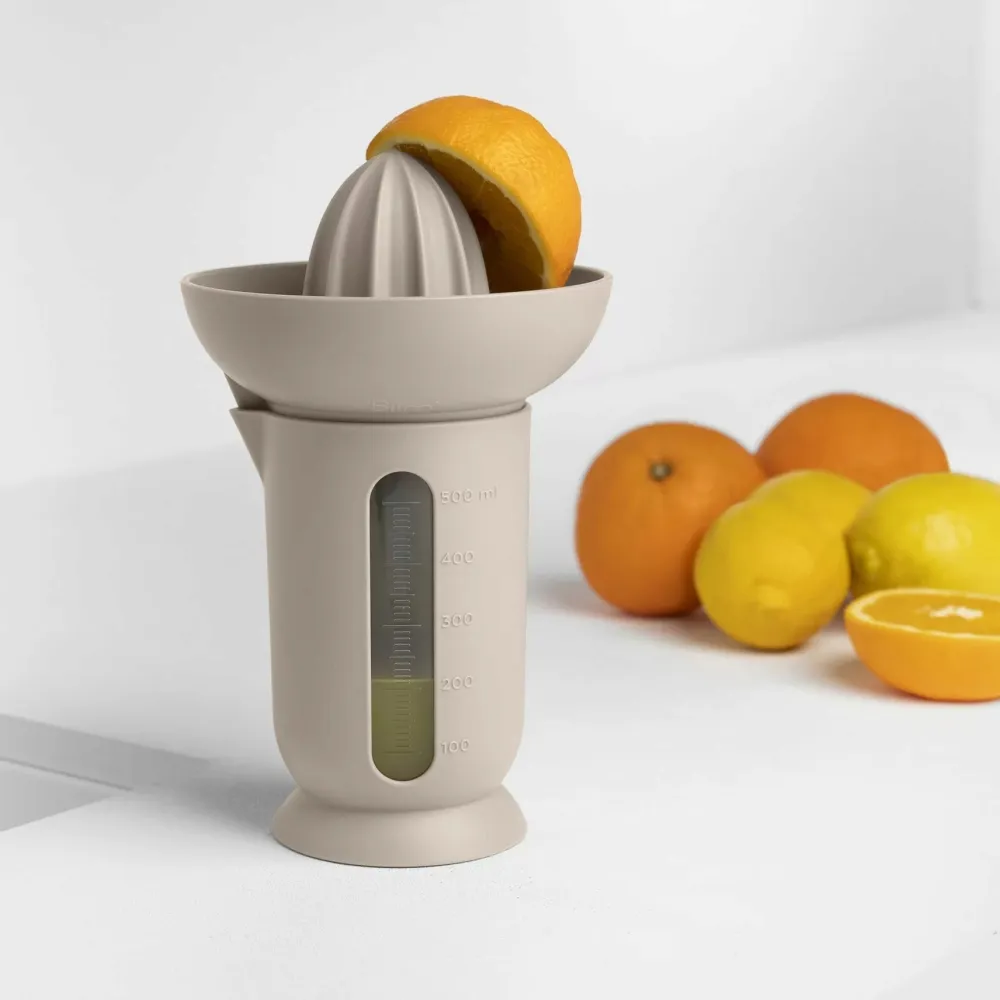 wyciskarka-do-cytrusow-blim-plus-material-tworzywo-sztuczne