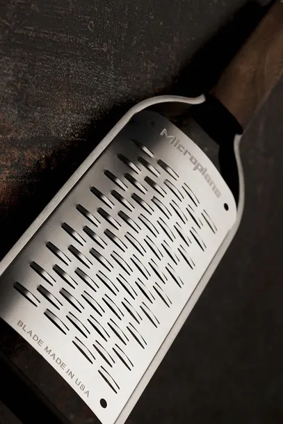 tarka-microplane-43302e-rodzaj-tarka-marka-microplane