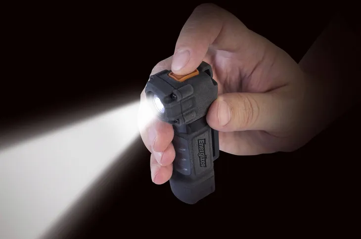 latarka-klasyczna-energizer-75-lm-led-dlugosc-9-cm
